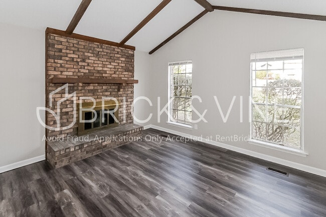 Building Photo - 3109 Fieldstone Cir