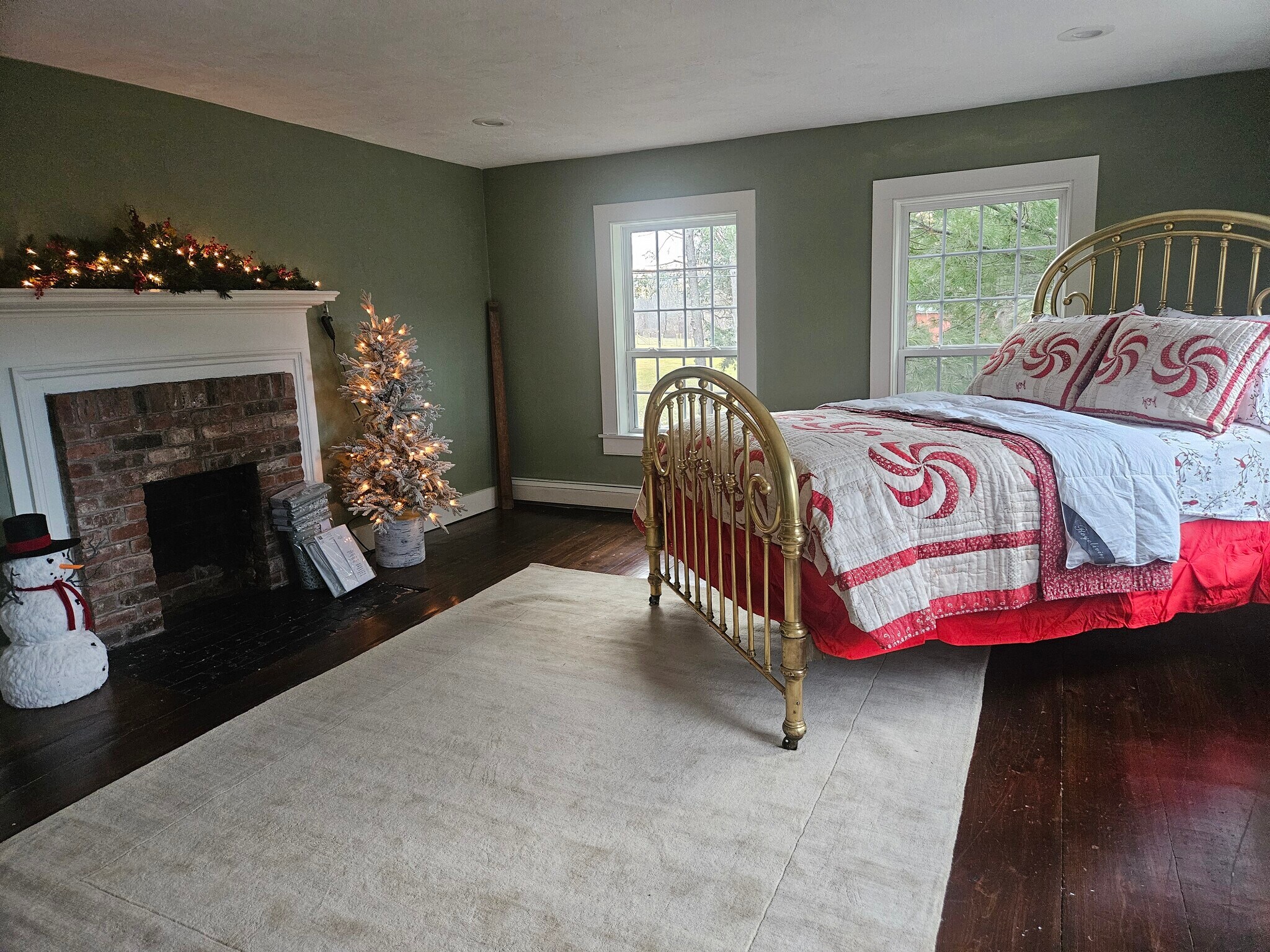 Building Photo - 4 Perrin Rd