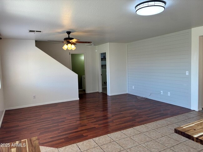 Building Photo - 7287 S Sunrise Way