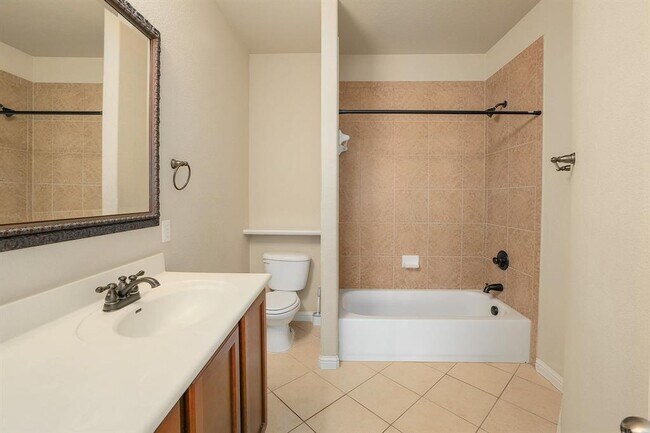 Building Photo - 3313 Pine Needle Cir