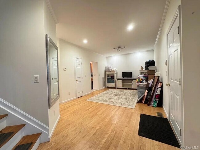 Building Photo - 103 Sunflower Ridge Rd