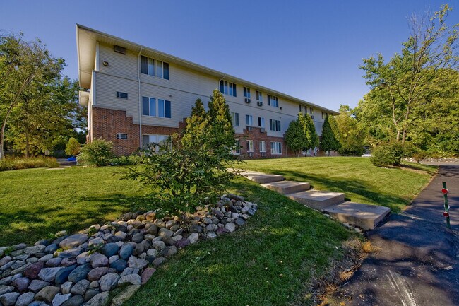 Building Photo - Fullers Woods