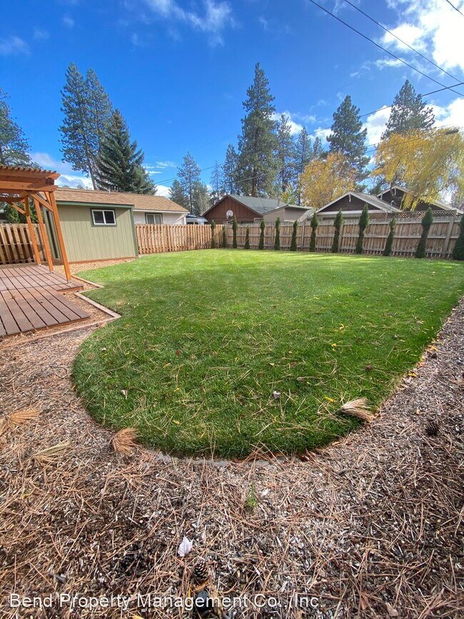 Building Photo - 3 br, 1 bath House - 1459 NW Kingston