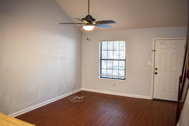Building Photo - 1169 Ocala Rd