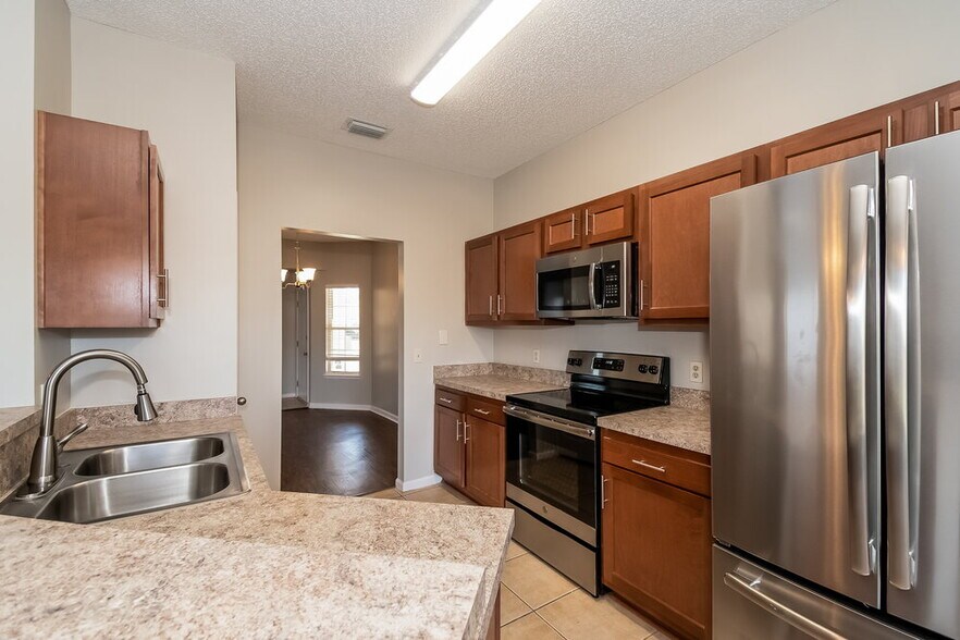 Building Photo - 12335 Silent Brook Trail N