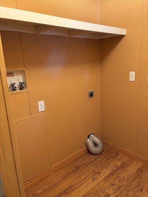 Building Photo - 4915 Apache Ln