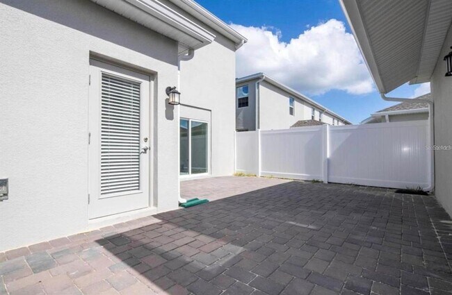 Building Photo - 13890 Title Wy