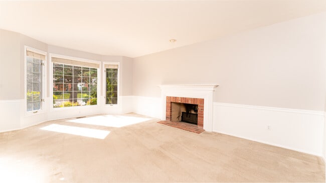 Building Photo - 23516 NE 22nd St