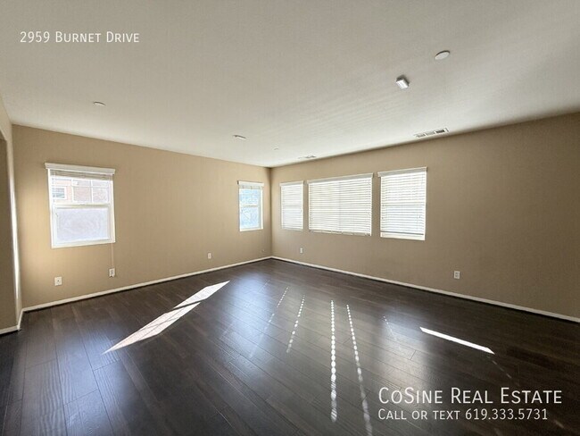 Building Photo - 2959 Burnet Dr