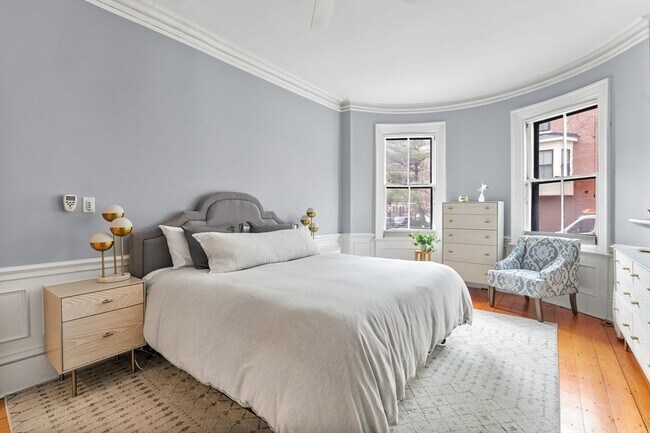 Building Photo - 96 Chandler St