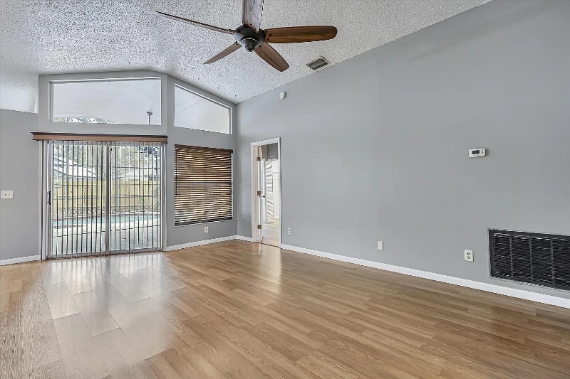 Building Photo - 24139 Twin Ct