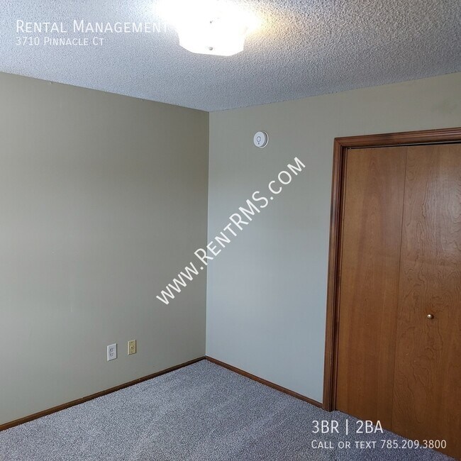Building Photo - **MOVE-IN SPECIAL**3710 Pinnacle Ct-Lawren...