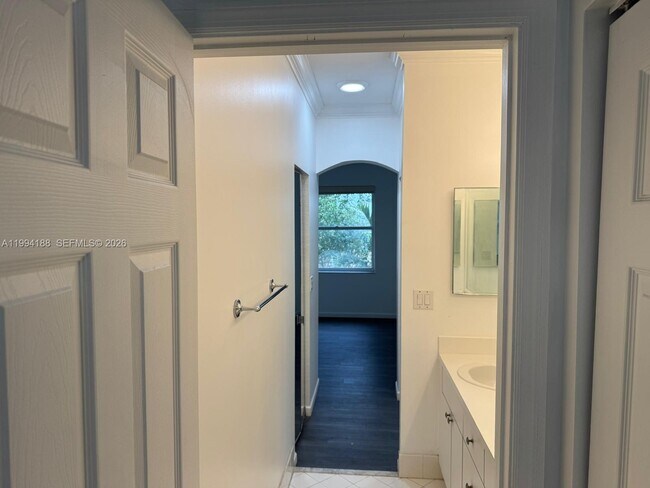 Building Photo - 650 NW 170th Terrace