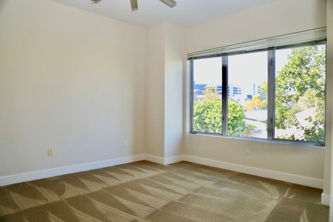 Building Photo - Luxury Condo Living in Central Park West – The Belvedere, Irvine