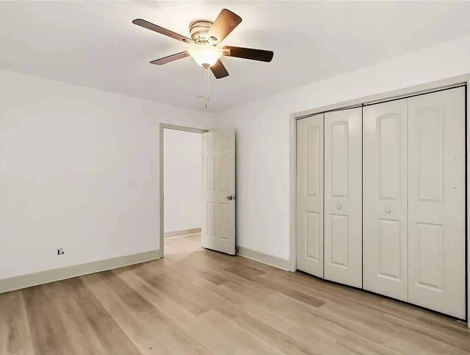 Bedroom 2 - 1714 Le Grand St