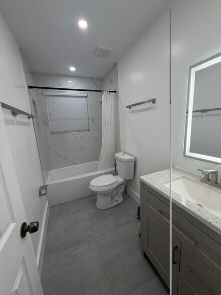 Building Photo - 1311 NW 176th Ter
