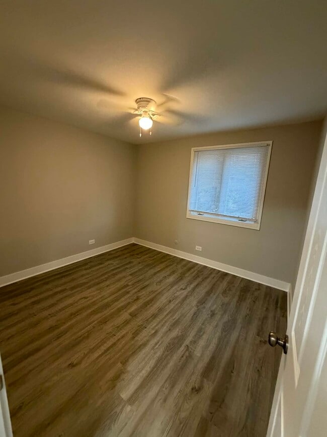 Building Photo - 10429 Austin Ave