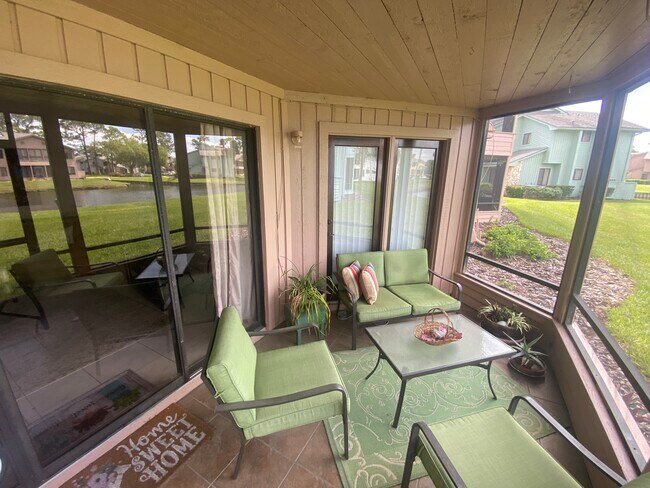 Building Photo - 130 Blue Heron Dr