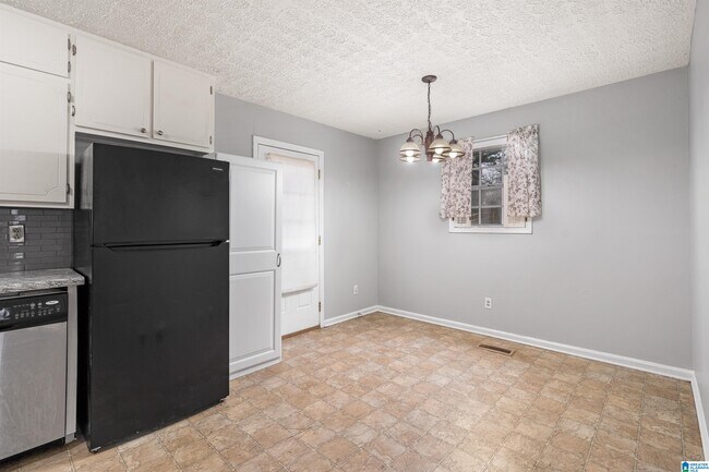 Building Photo - 3009 Burkwood Rd