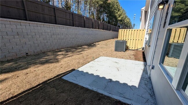 Building Photo - 427 Lanier Cir