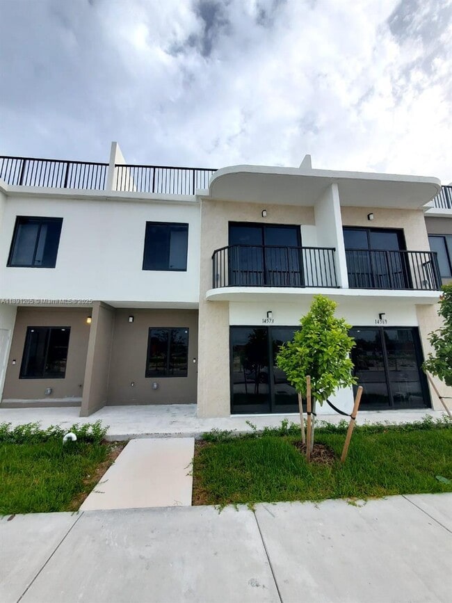 Building Photo - 14573 SW 261st Terrace