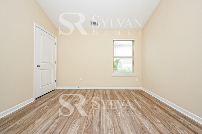 Building Photo - The Lifestyle You Deserve.