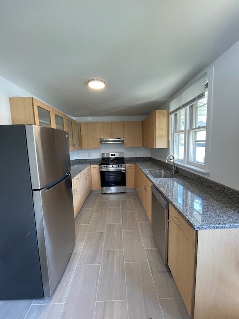 Building Photo - 224 Owen Ave