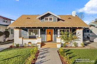 Building Photo - 4315 La Salle Ave