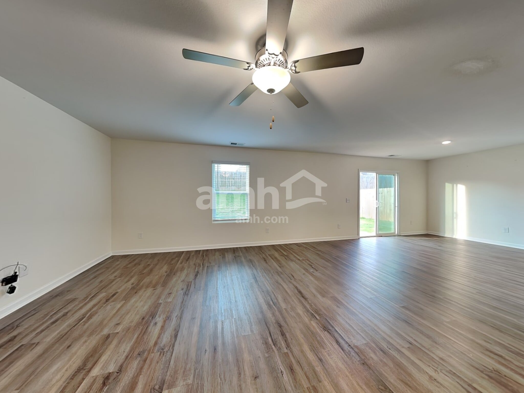Building Photo - 6041 Mason Tucker Dr