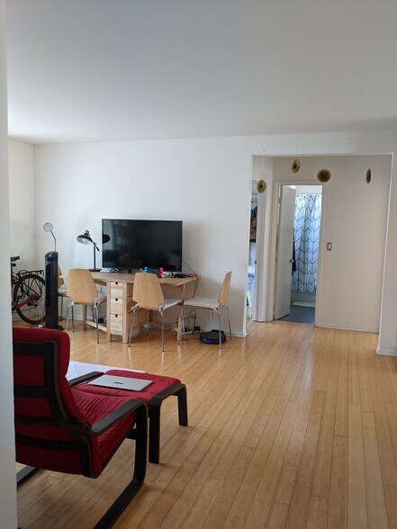 Building Photo - 3412 Helms Ave