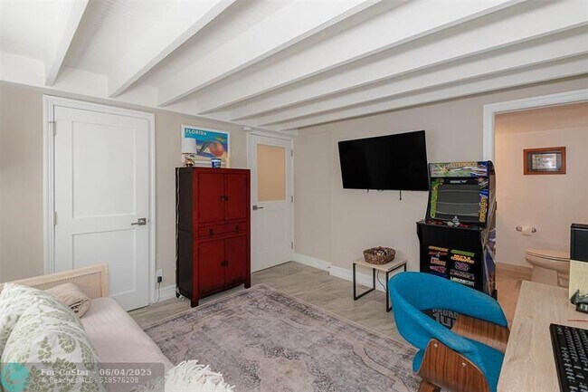 Building Photo - 1936 Harbour Inlet Dr