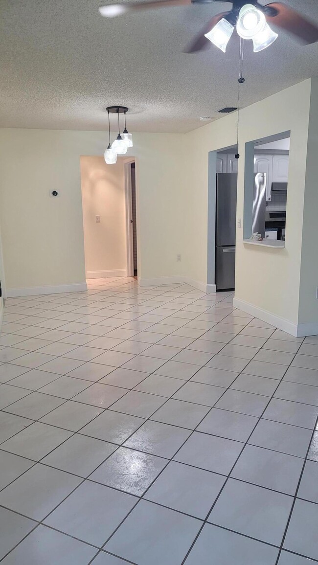 Building Photo - 2590 NW 98th Ave