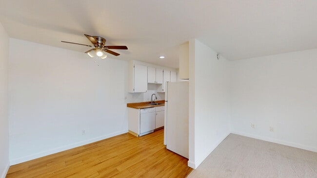 Building Photo - 400 Alameda del Prado