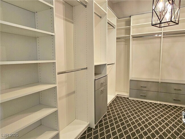 Building Photo - 12374 Skyracer Dr