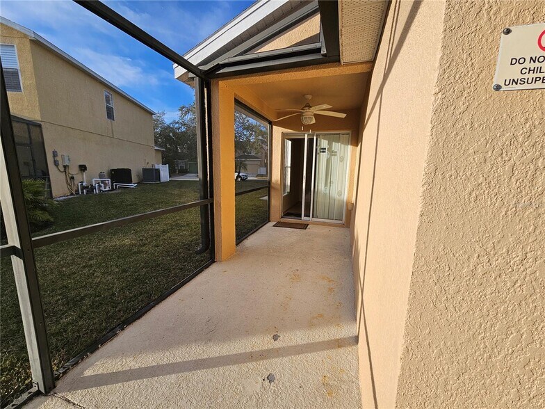 Building Photo - 297 Blue Jay Way