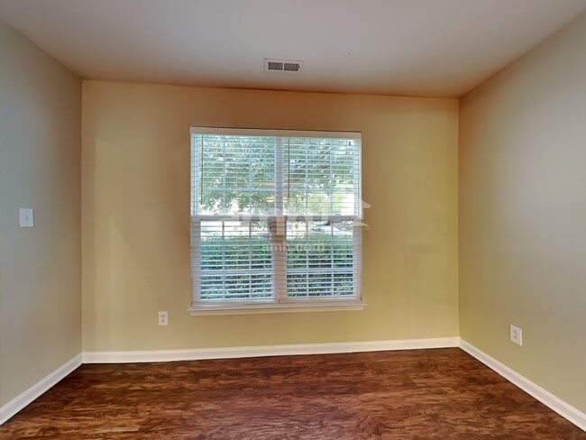 Building Photo - 3961 Tyler Bluff Ln