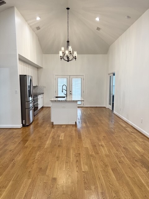 Building Photo - 2116 Live Oak St