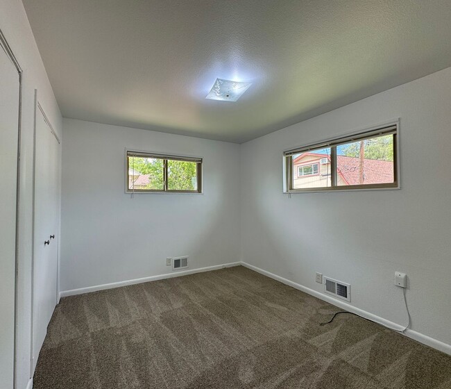 Building Photo - Spacious 4 bedroom home in Westminster! Av...