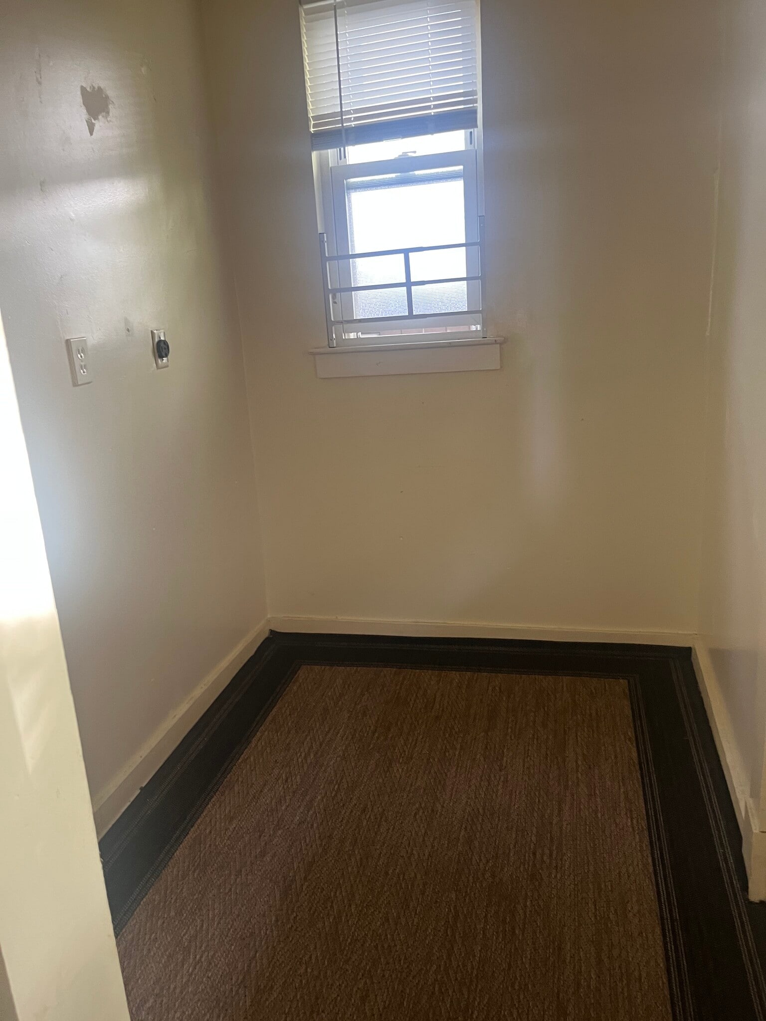 Building Photo - 51 Clark St