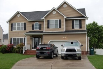 Building Photo - 2218 Midview Rd