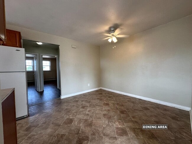 Building Photo - 4301 Ashburner St