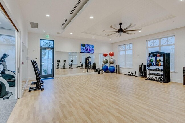 Building Photo - 12550 Nautilus Cir