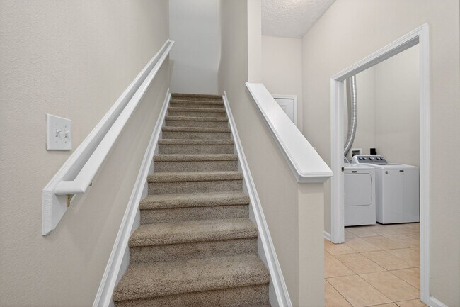 Building Photo - Gated Community