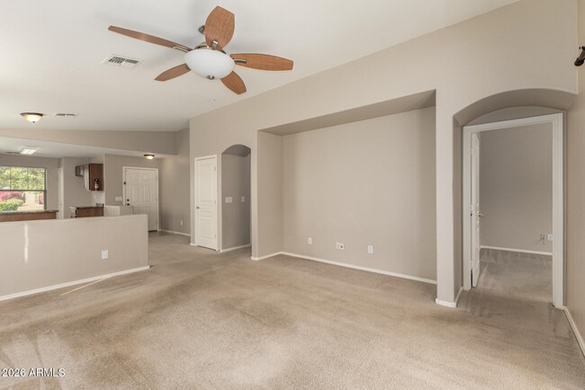 Building Photo - 3956 E Maplewood St