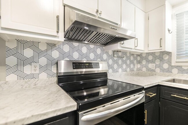 Building Photo - 4202 Cyndy Jo Cir