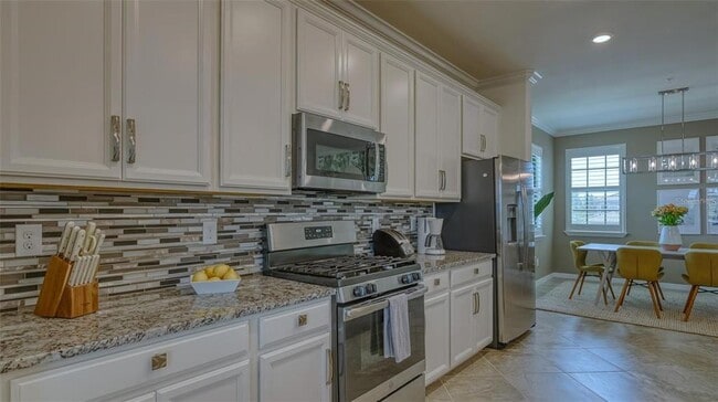 Building Photo - 5916 Wake Forest Run