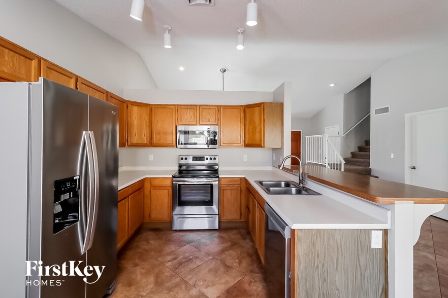 Building Photo - 3638 E Verdin Rd