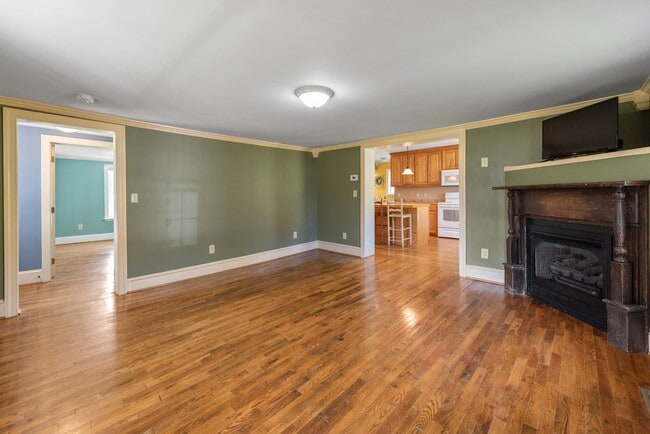 Building Photo - 143 Bertie Ln