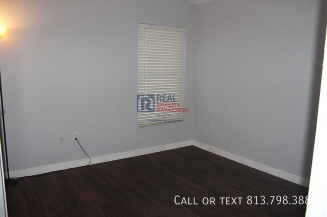 Building Photo - 31215 Wrencrest Dr
