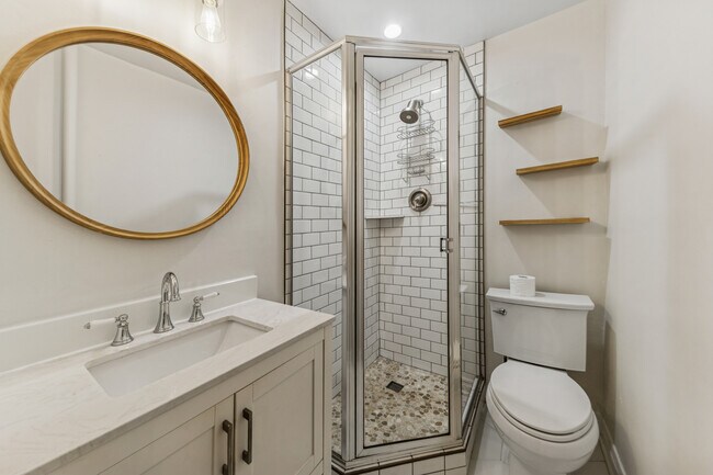 Building Photo - 2159 N Seminary Ave